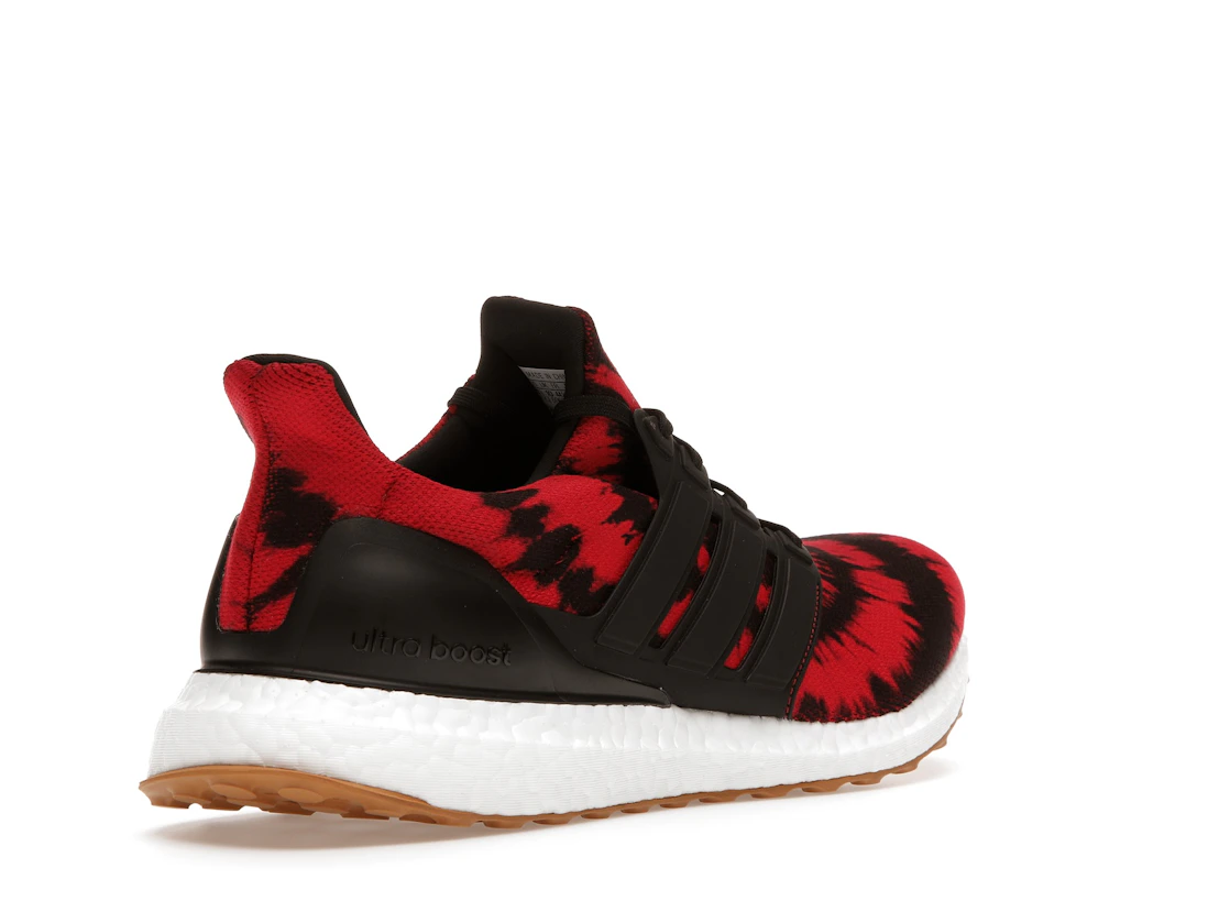 Vue 32 de adidas Ultra Boost Nice Kicks No Vacancy