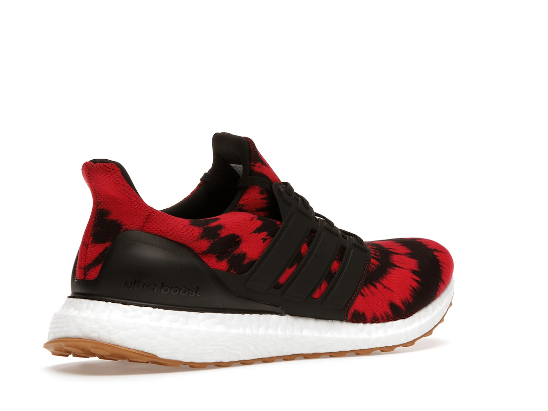Vue 33 de adidas Ultra Boost Nice Kicks No Vacancy