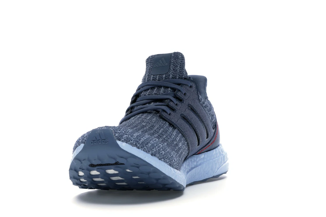 Vue 12 de adidas Ultra Boost Tech Ink Glow Blue