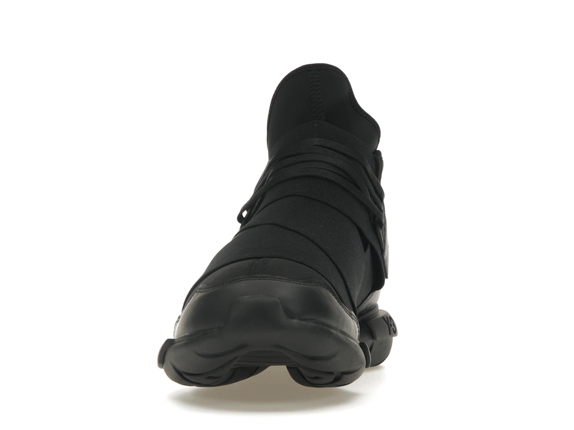 Vue 11 de adidas Y-3 Qasa Triple Black