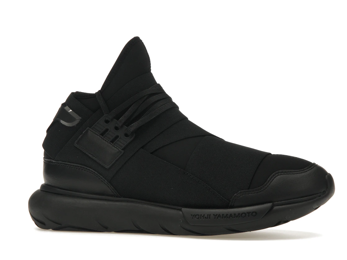 Vue 3 de adidas Y-3 Qasa Triple Black