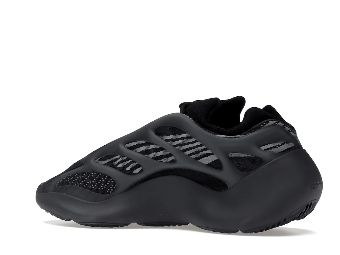 Vue 22 de adidas Yeezy 700 V3 Dark Glow