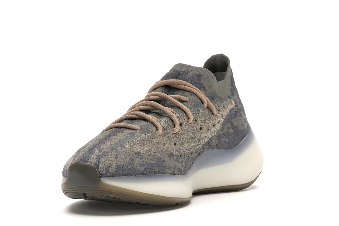 Vue 13 de adidas Yeezy Boost 380 Mist Reflective