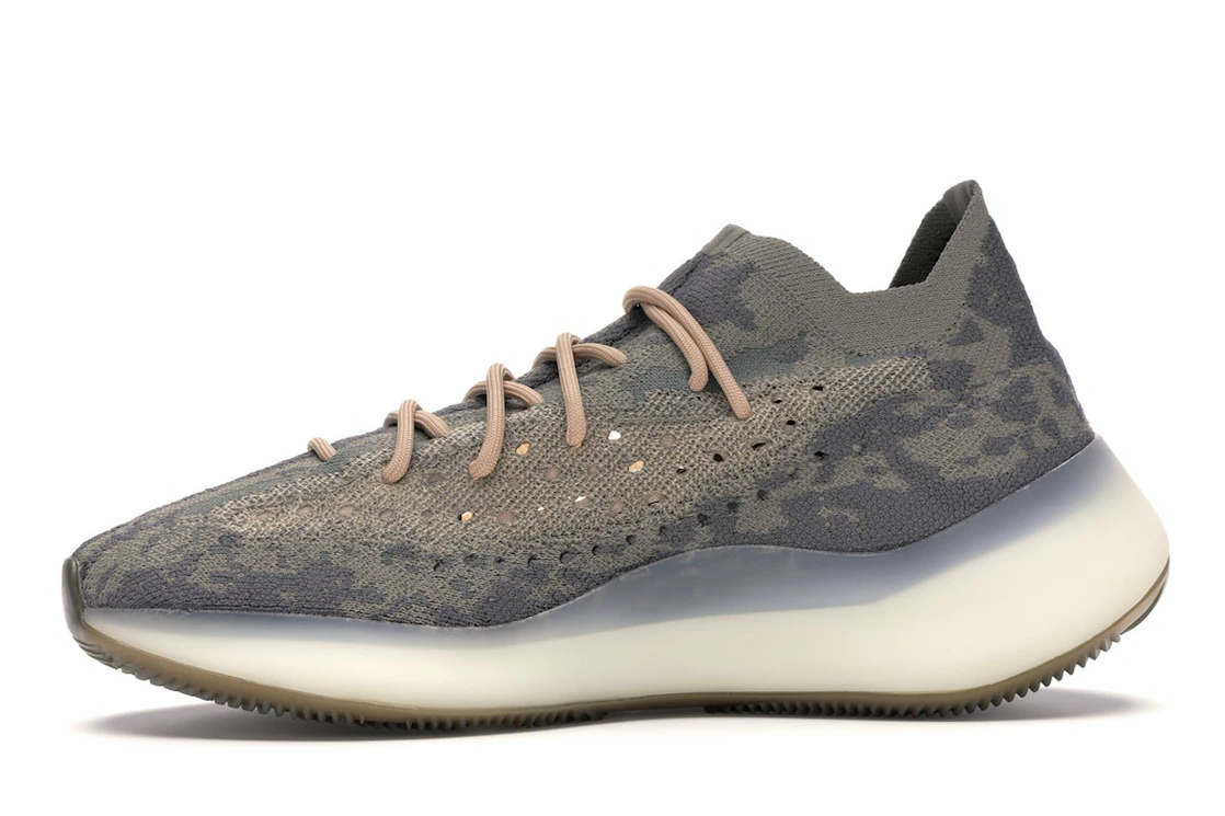 Vue 18 de adidas Yeezy Boost 380 Mist Reflective
