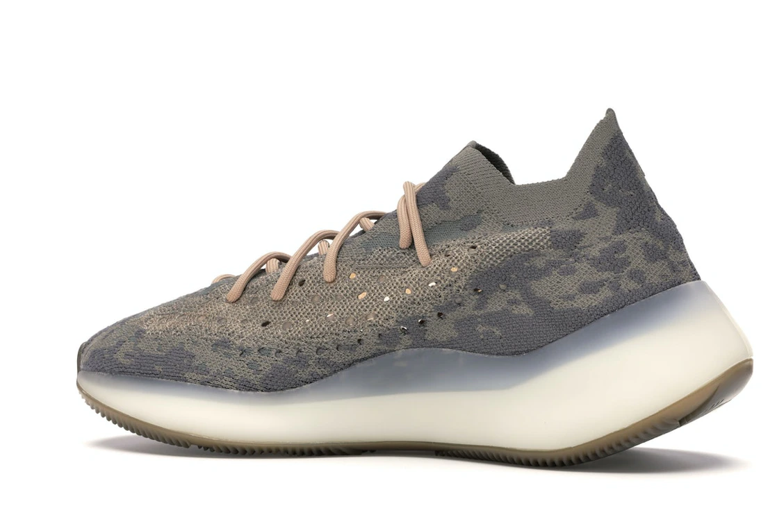 Vue 21 de adidas Yeezy Boost 380 Mist Reflective