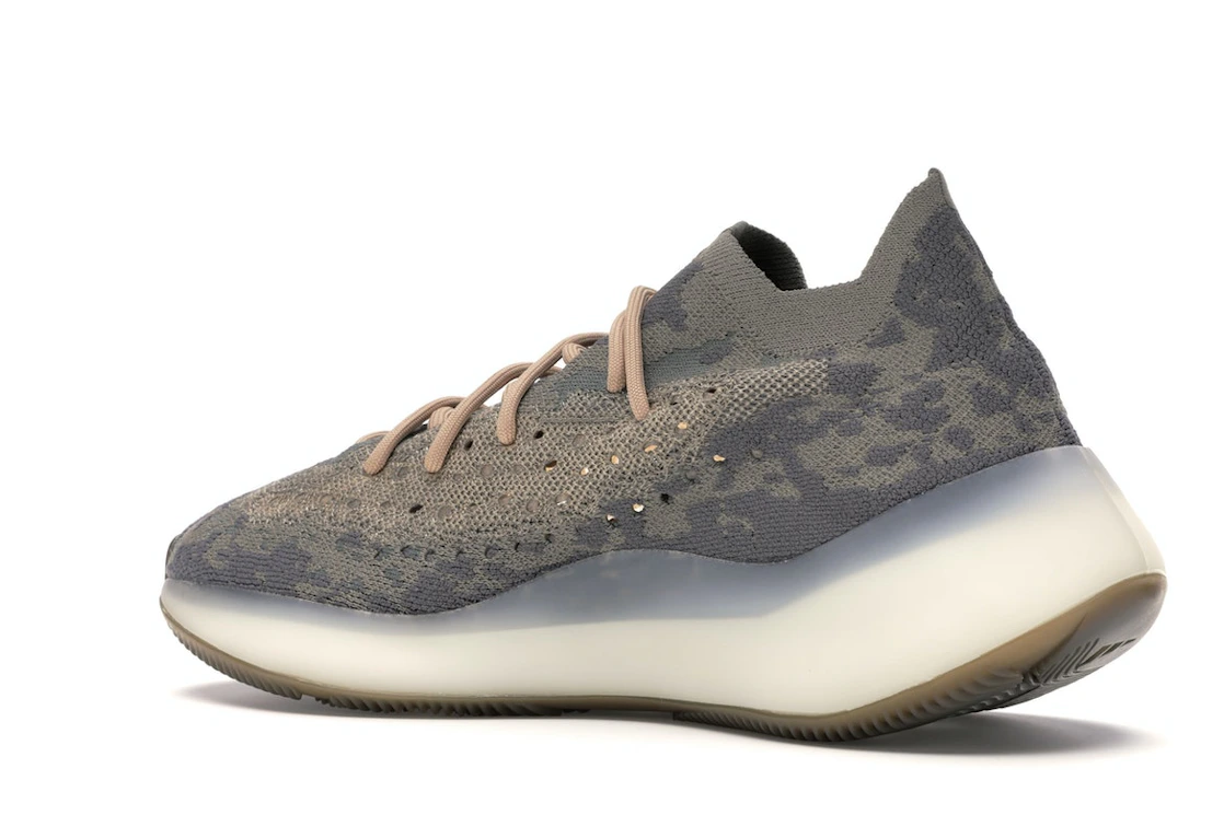 Vue 22 de adidas Yeezy Boost 380 Mist Reflective
