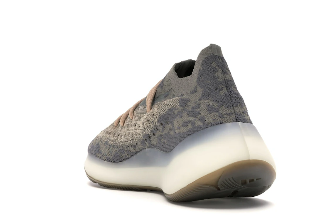 Vue 25 de adidas Yeezy Boost 380 Mist Reflective