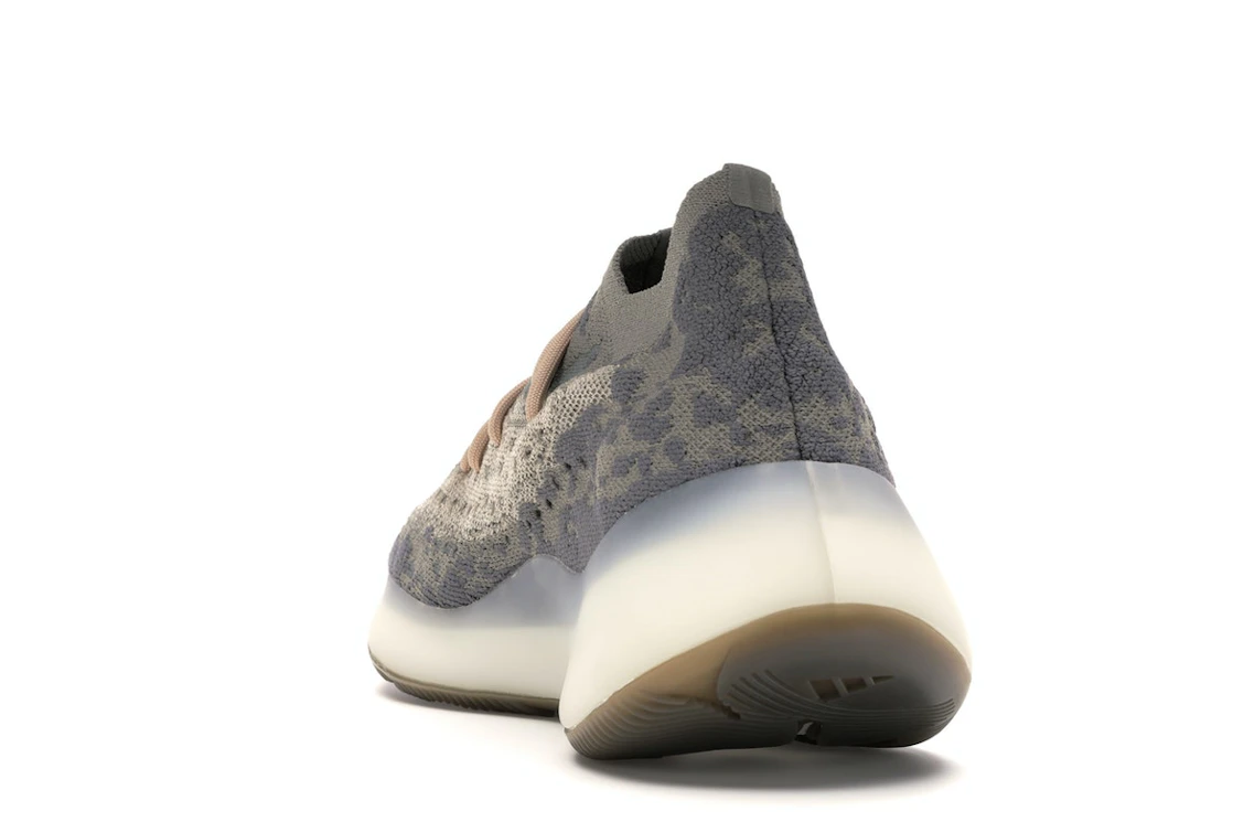 Vue 26 de adidas Yeezy Boost 380 Mist Reflective