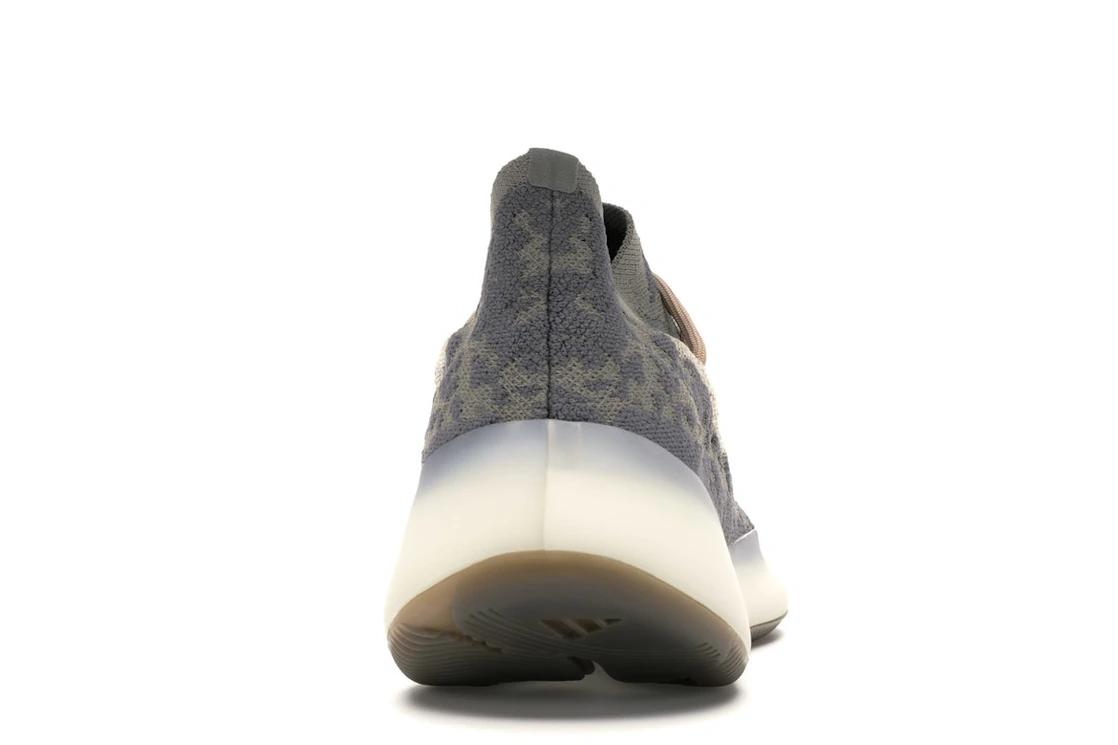 Vue 28 de adidas Yeezy Boost 380 Mist Reflective
