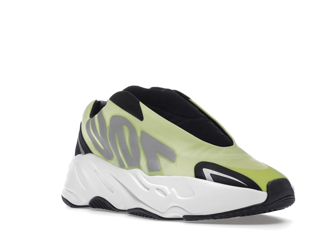 Vue 6 de adidas Yeezy Boost 700 MNVN Laceless Phosphor