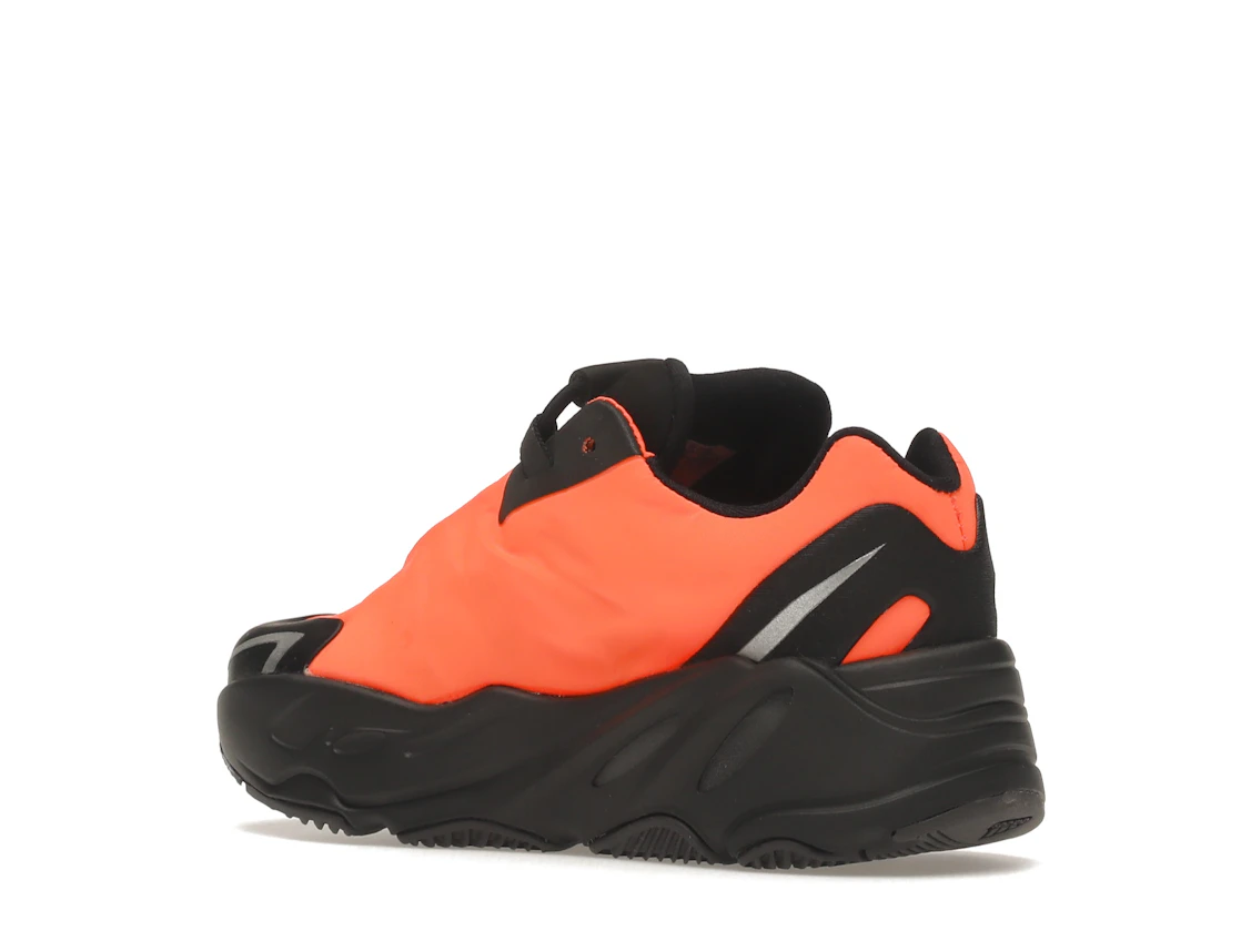 Vue 23 de adidas Yeezy Boost 700 MNVN Orange (Infants)