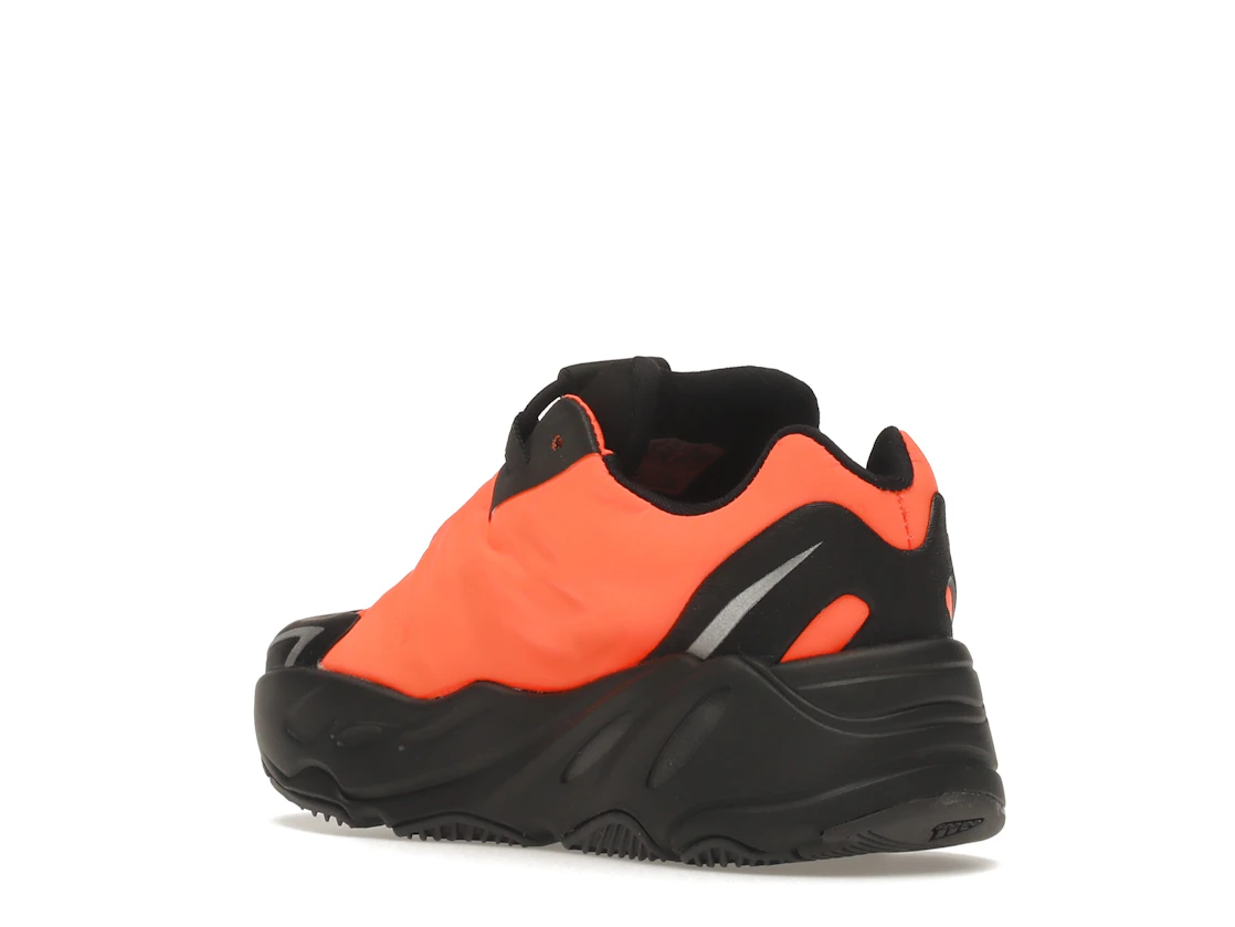 Vue 24 de adidas Yeezy Boost 700 MNVN Orange (Infants)