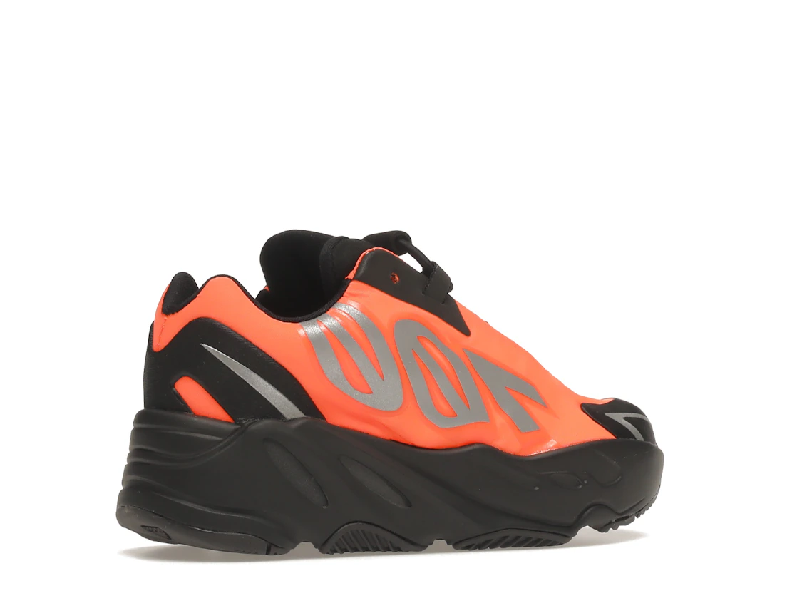 Vue 34 de adidas Yeezy Boost 700 MNVN Orange (Infants)