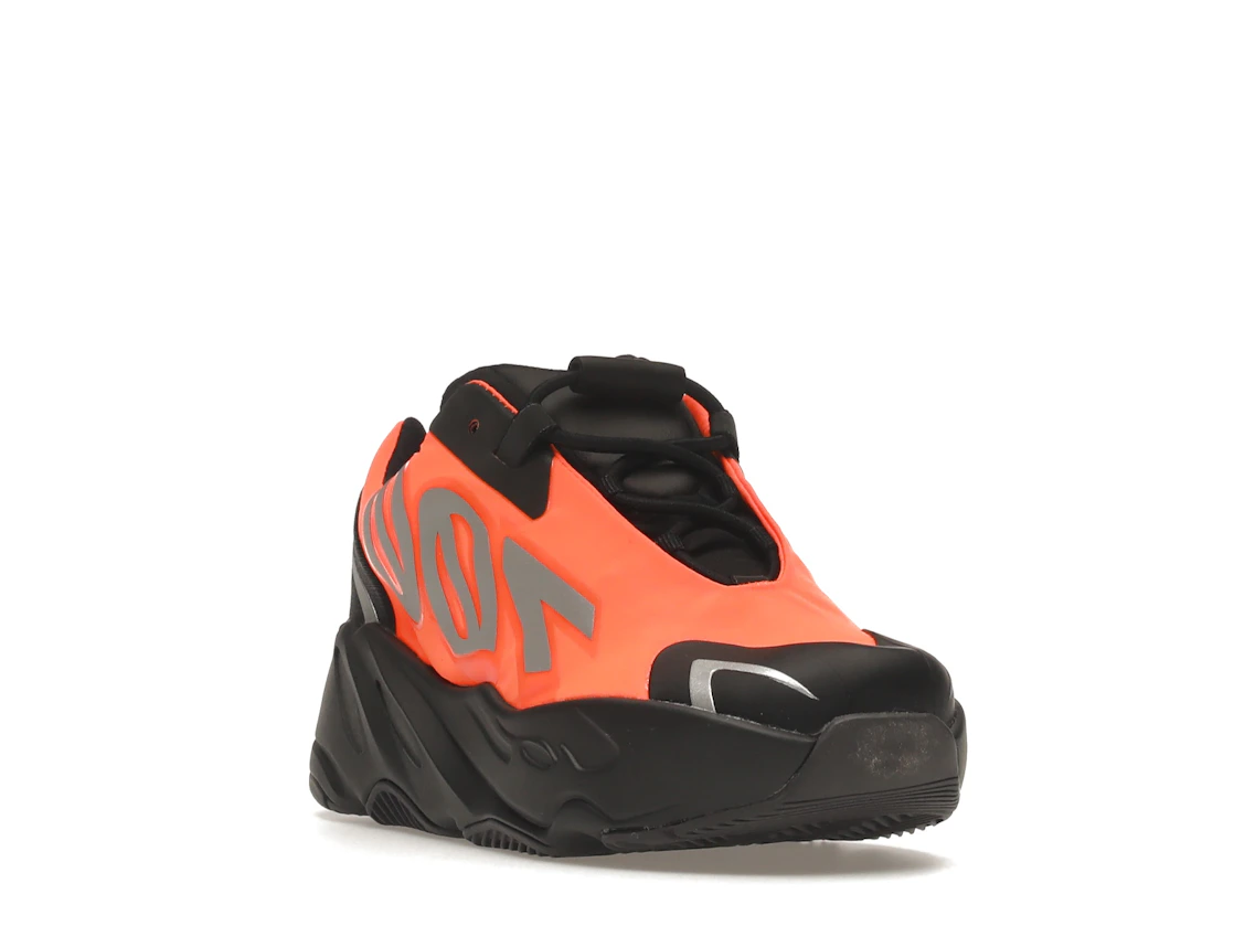 Vue 7 de adidas Yeezy Boost 700 MNVN Orange (Infants)