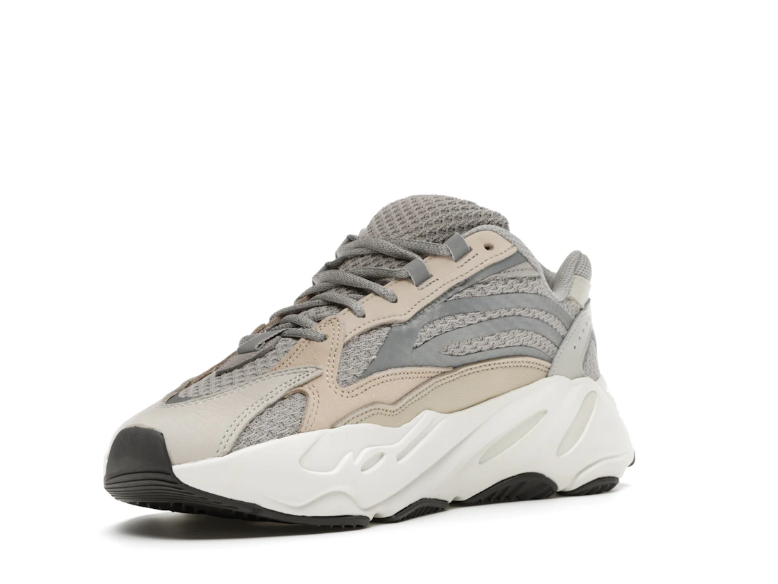 Vue 14 de adidas Yeezy Boost 700 V2 Cream