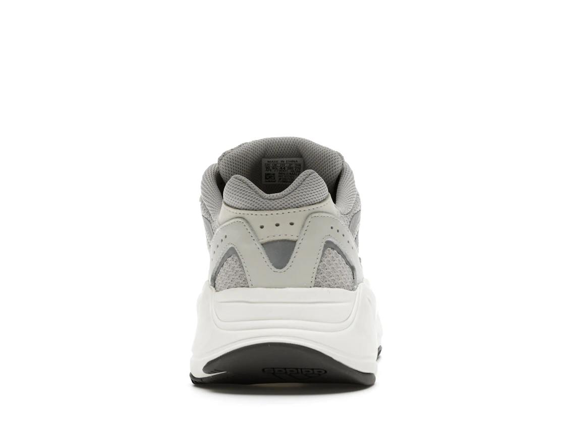 Vue 28 de adidas Yeezy Boost 700 V2 Cream
