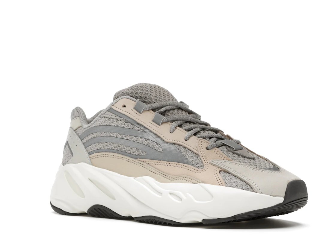 Vue 5 de adidas Yeezy Boost 700 V2 Cream