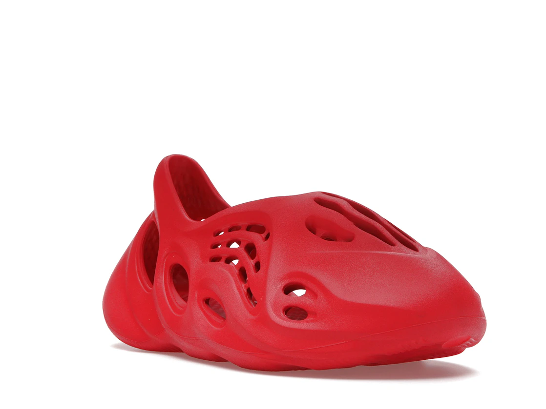 Vue 6 de adidas Yeezy Foam RNNR Vermillion
