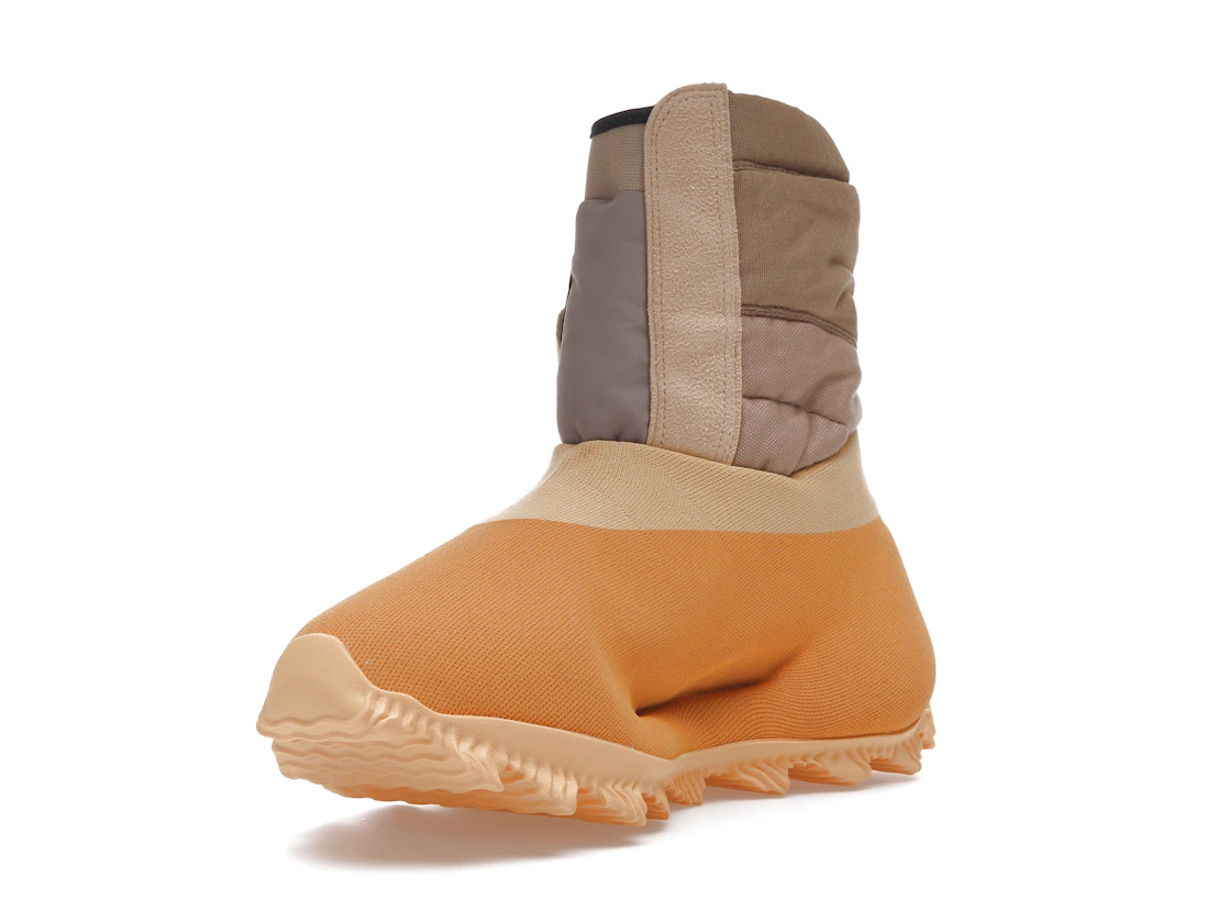 Vue 14 de adidas Yeezy Knit RNR Boot Sulfur