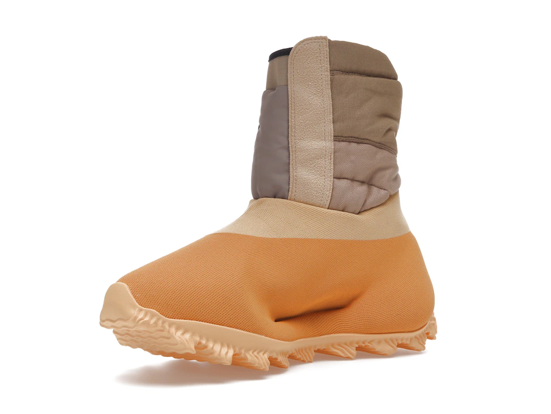Vue 15 de adidas Yeezy Knit RNR Boot Sulfur