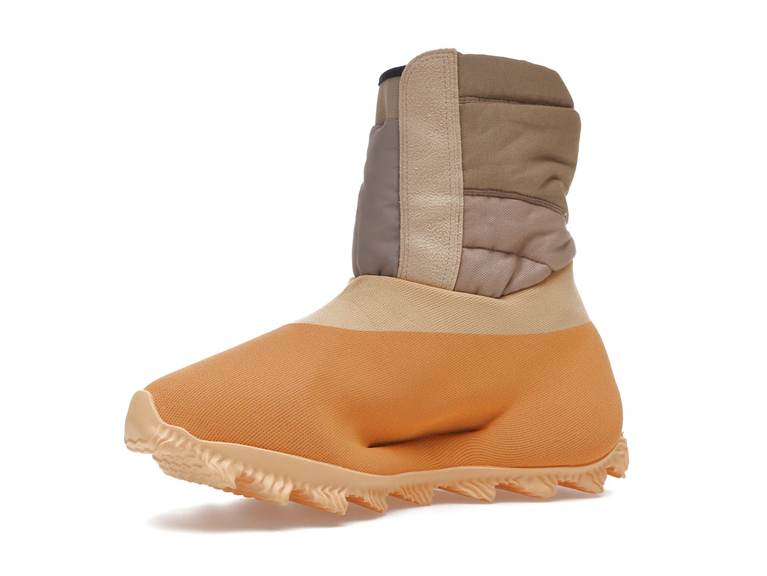Vue 16 de adidas Yeezy Knit RNR Boot Sulfur