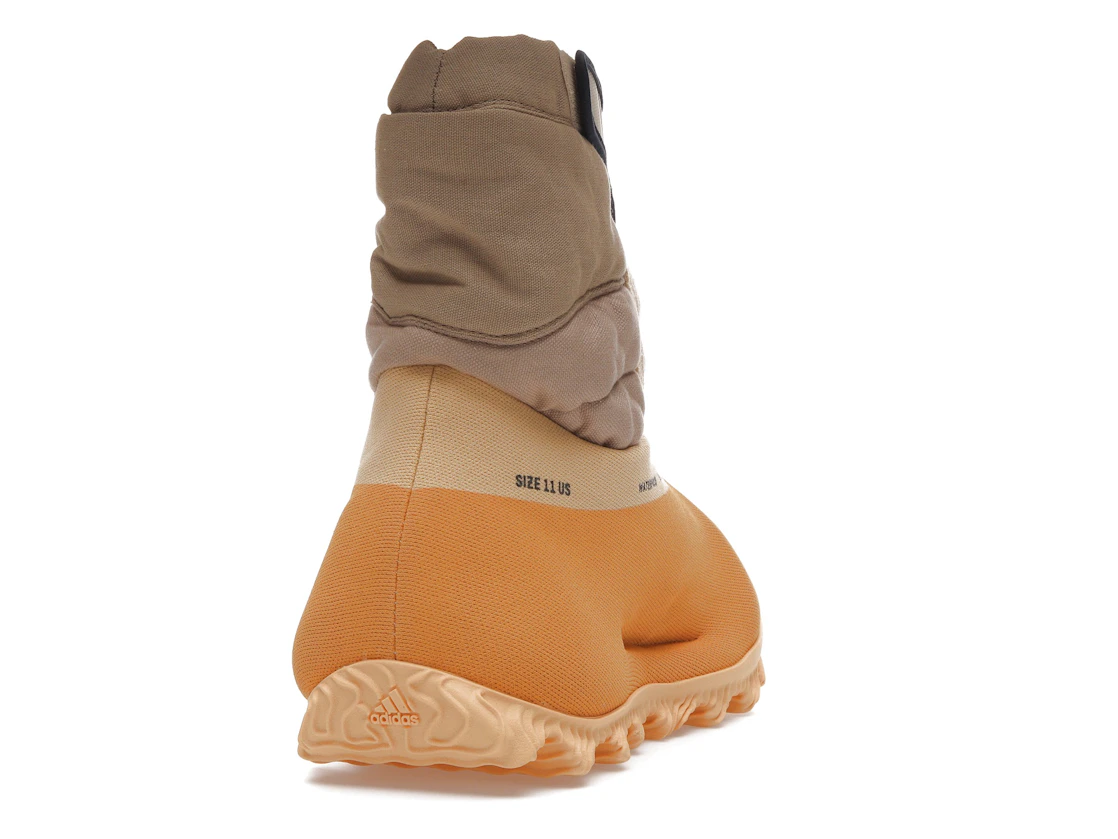 Vue 30 de adidas Yeezy Knit RNR Boot Sulfur