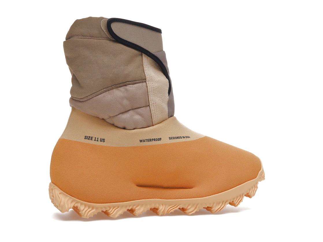 Vue 35 de adidas Yeezy Knit RNR Boot Sulfur