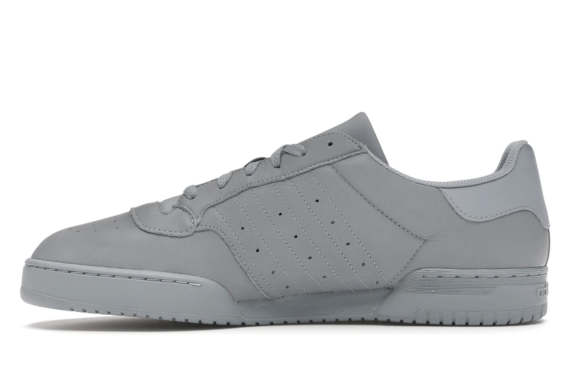 Vue 19 de adidas Yeezy Powerphase Calabasas Grey