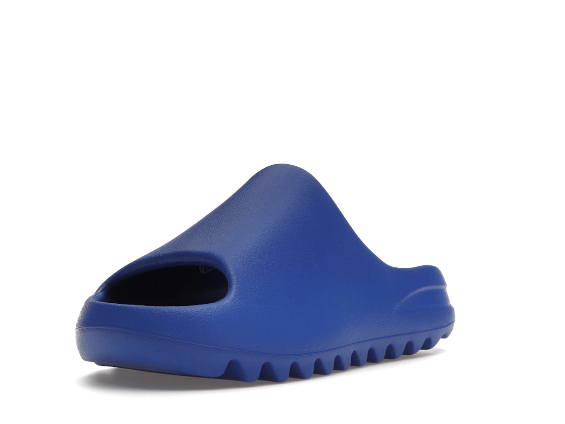 Vue 14 de adidas Yeezy Slide Azure