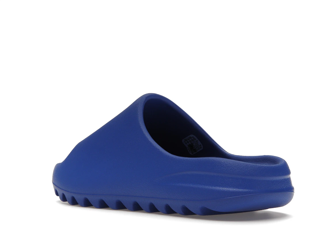 Vue 24 de adidas Yeezy Slide Azure
