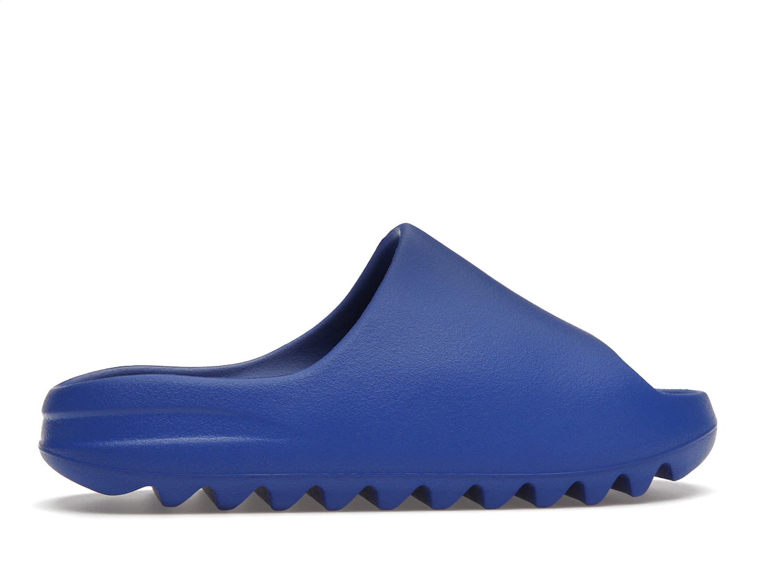 Vue 36 de adidas Yeezy Slide Azure