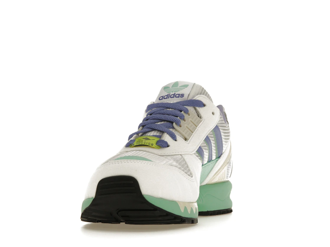 Vue 12 de adidas ZX 7000 30 Years of Torsion