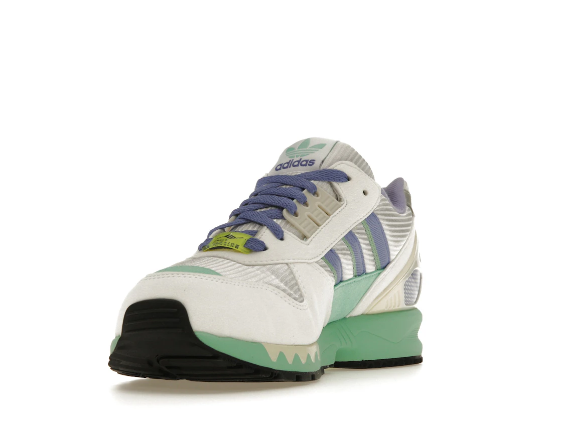 Vue 13 de adidas ZX 7000 30 Years of Torsion