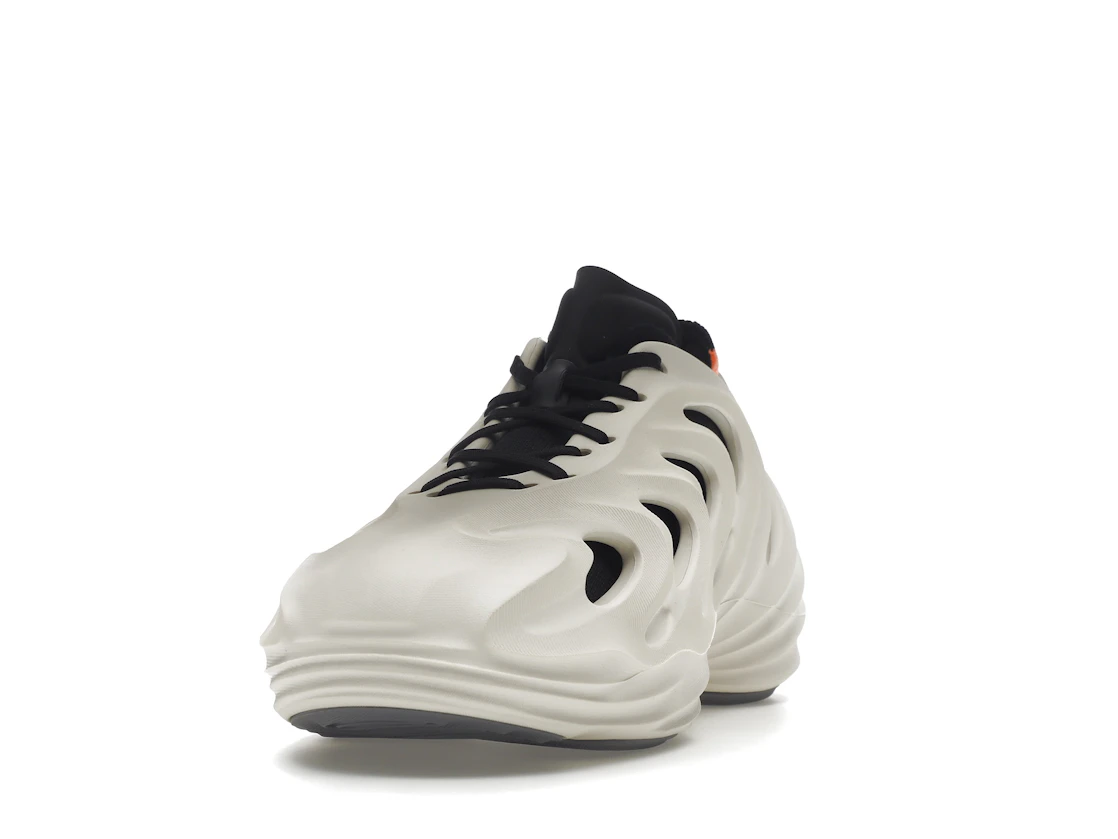 Vue 12 de adidas adiFOM Q Wonder White Core Black